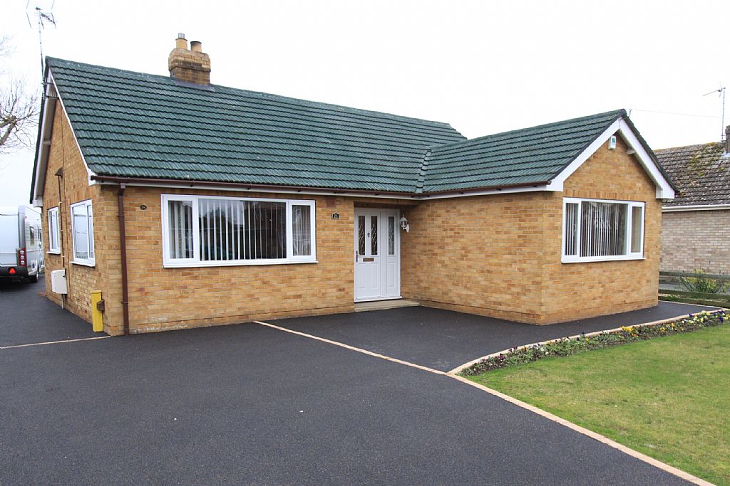 3 bed Detached Bungalow for sale in Boston Mouseprice