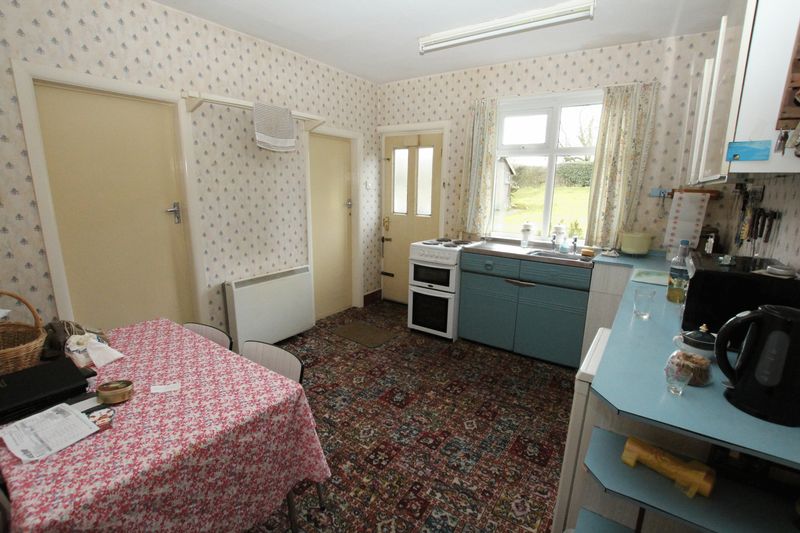 2 bed Detached Bungalow for sale in Stokeontrent Mouseprice