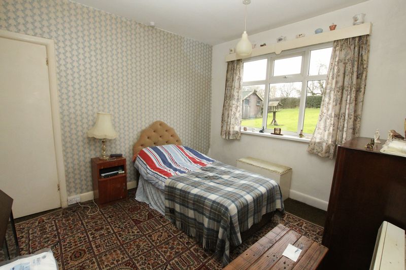 2 bed Detached Bungalow for sale in Stokeontrent Mouseprice